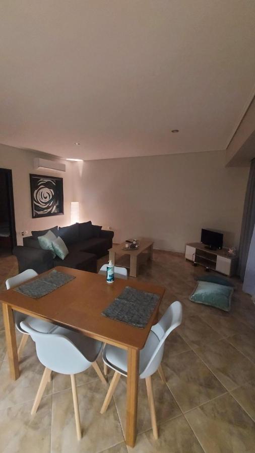 Vanas Apartment Artemida  Ngoại thất bức ảnh