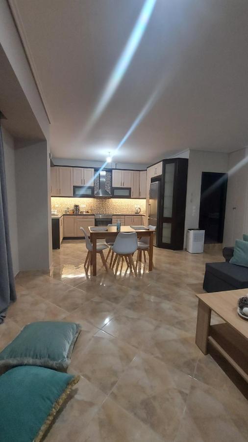 Vanas Apartment Artemida  Ngoại thất bức ảnh